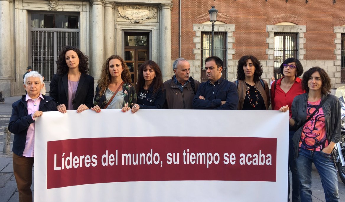 Representantes de las ONG que realizaron la protesta. Pablo Blázquez. 