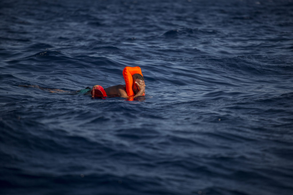 migrante varado en Mediterráneo Central migrante varado en Mediterráneo Central